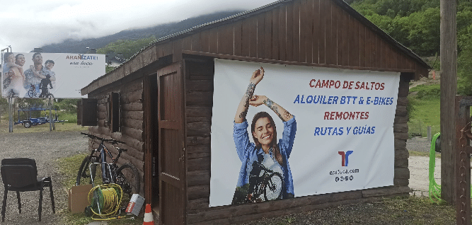 Caseta de fusta